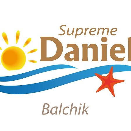 Supreme Danieli - Holiday Apartment By The Sea Baltjik Exteriör bild